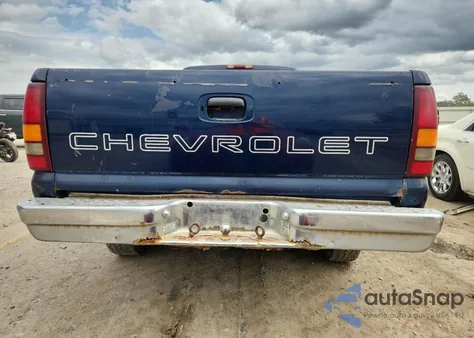 2001 Chevrolet Silverado C1500 from USA, damaged, VIN 1GCEC14W21Z133731